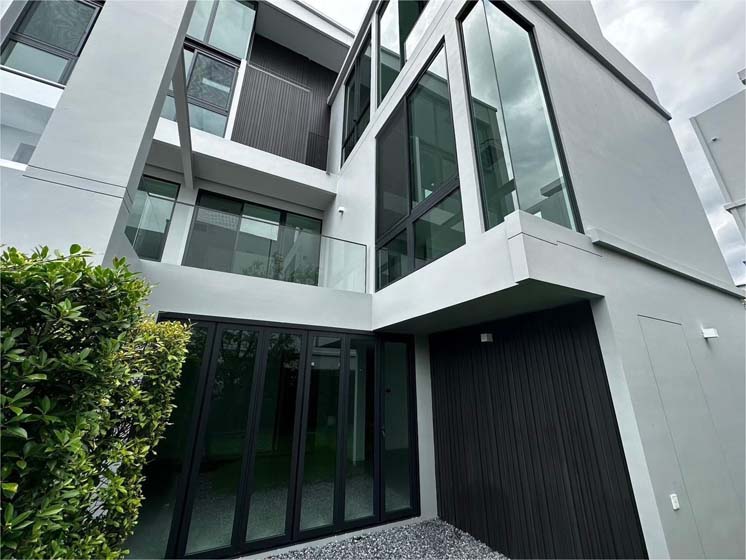 House with Private Pool in Krung Thep Kritha 